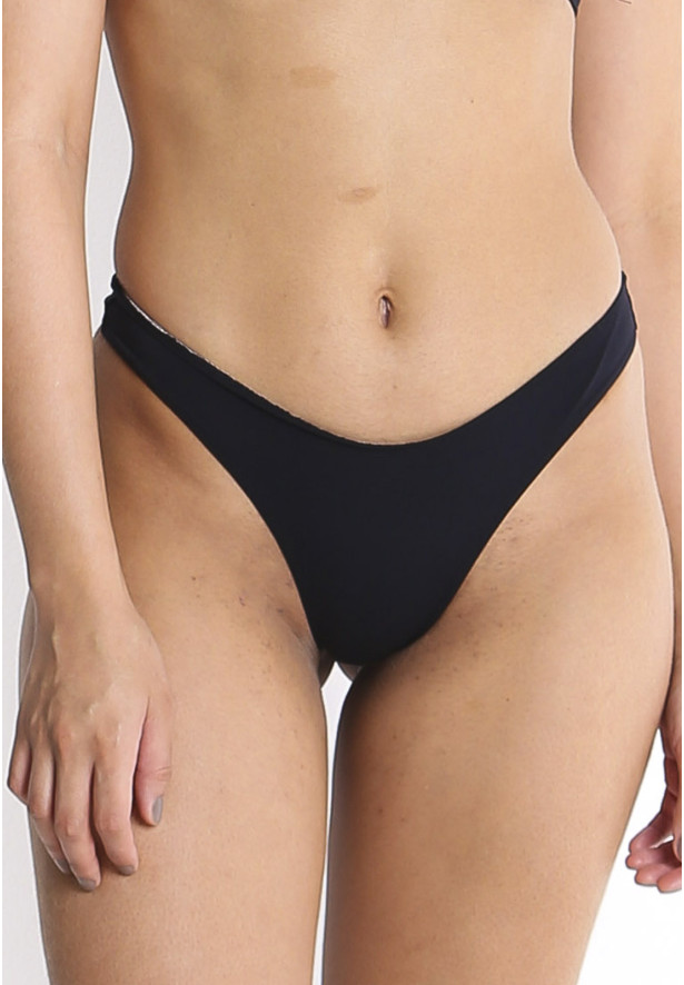 Biquíni calcinha asa delta ripple preta