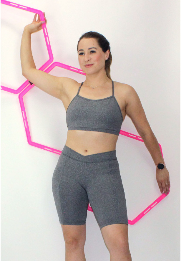 Conjunto fitness topkini e bermuda com bolso mescla