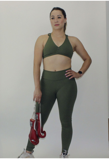 Conjunto fitness top de tiras e legging cós alto verde