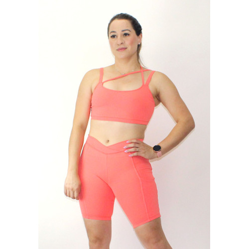 Conjunto fitness top alça dupla bermuda com bolso salmão suplex