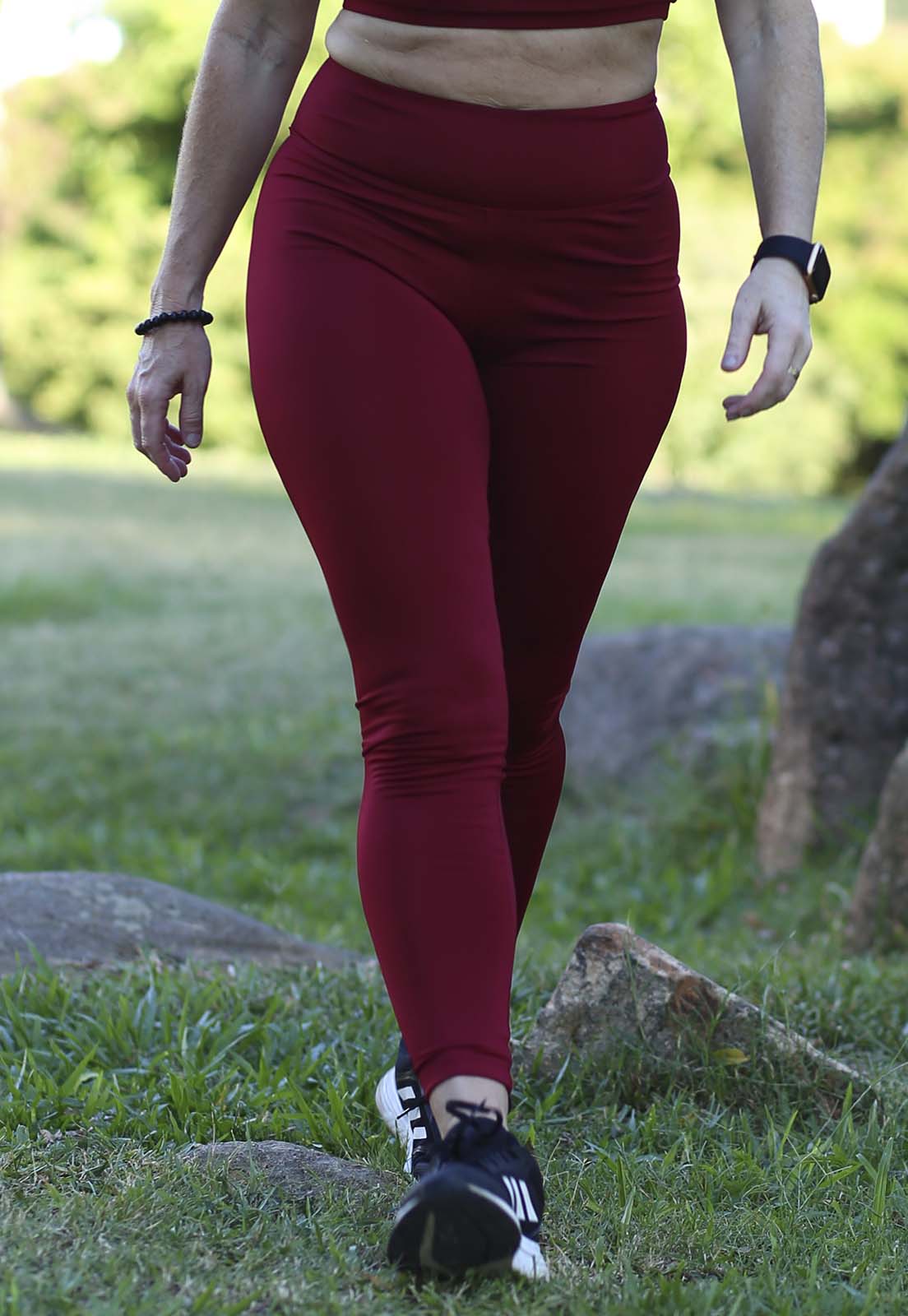 Calça legging bolso no cós vinho