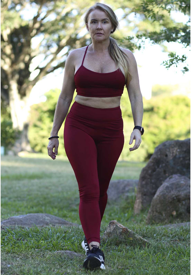 Conjunto fitness topkini legging bolso no cós vinho (DISPONÍVEL APENAS O TOP)