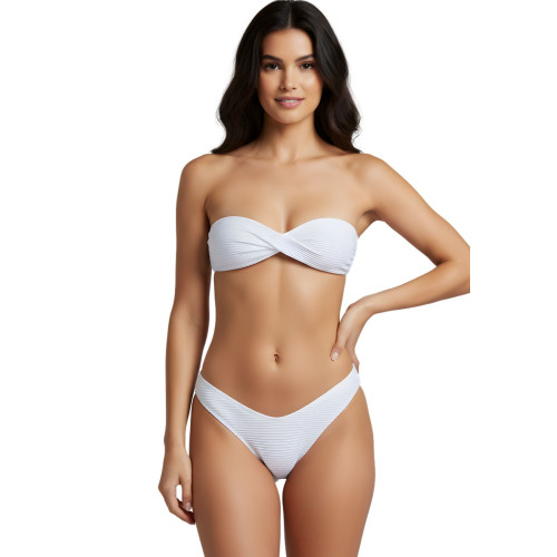 Biquíni Branco Tomara que Caia Torcido com Calcinha Asa Delta – Texturizado