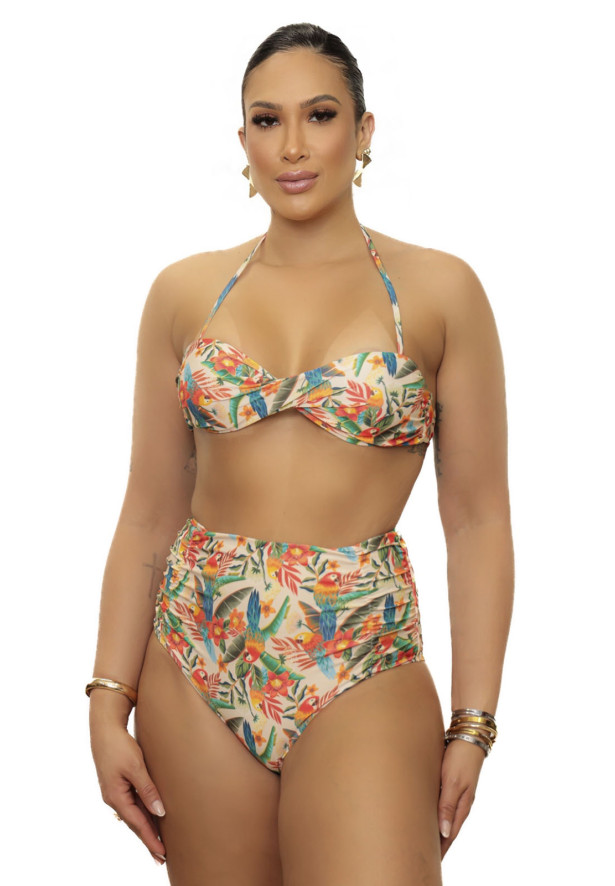 Top bojo torcido + hot pants estampa araras tropical